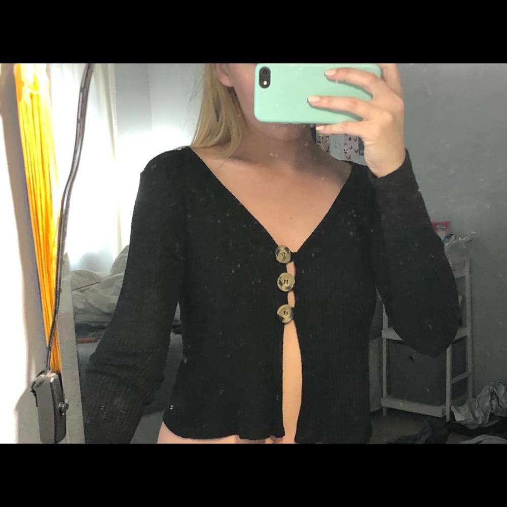 Forever 21 split front button shirt black